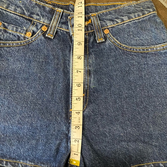 Vintage Levi’s 512 Red Tab high waisted denim shorts, original tags attached - Picture 10 of 15
